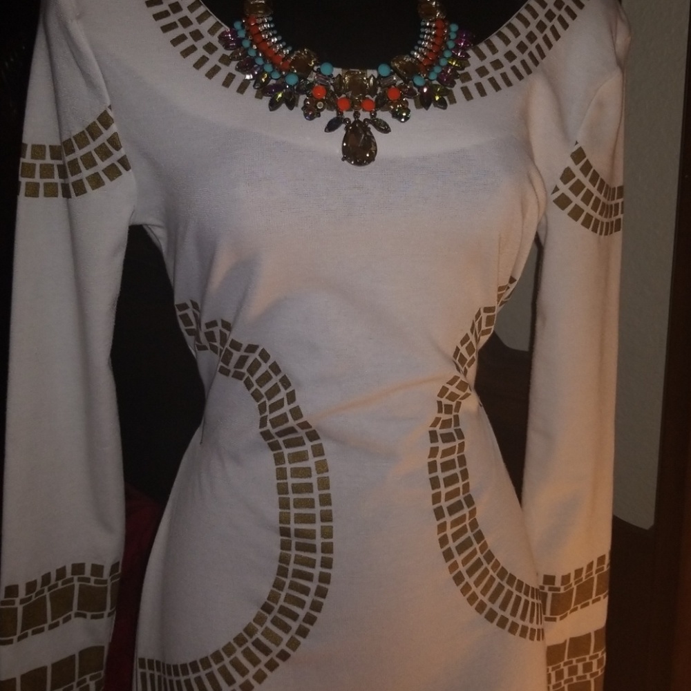 Dress - Picture 2 of 3